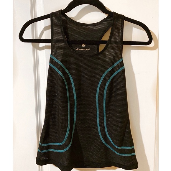 Lululemon reversible tank top - Picture 2 of 3